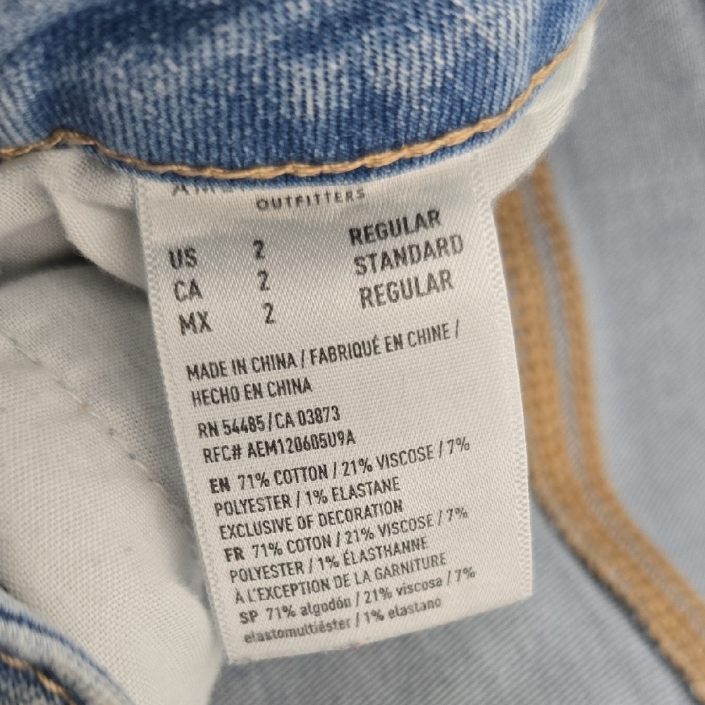 American Eagle Outfitters Light Blue Distressed Skinny Jeans - Picture 4 of 6